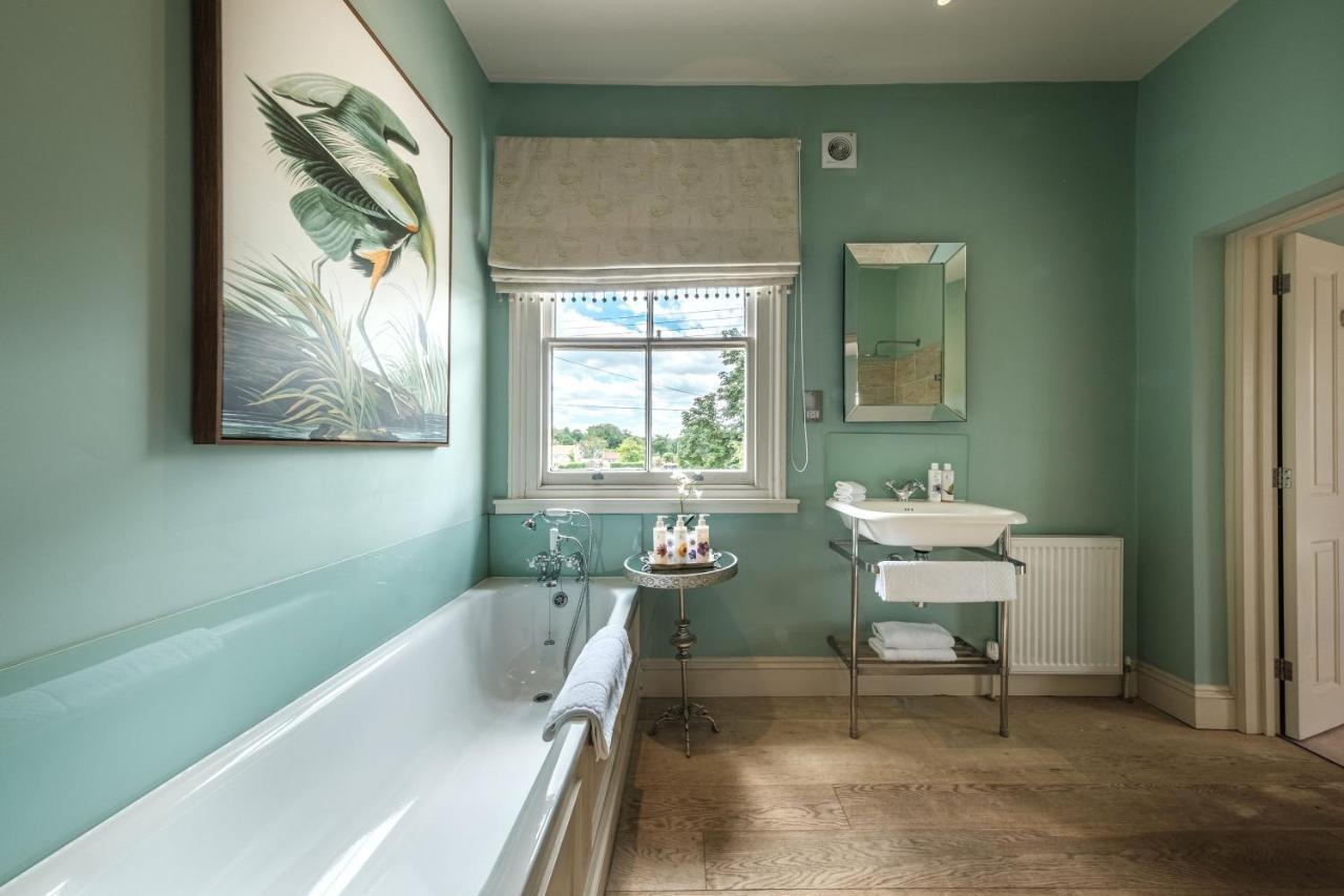The Packhorse Inn ニューマーケット エクステリア 写真